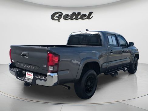 Certified 2020 Toyota Tacoma SR5 image 5