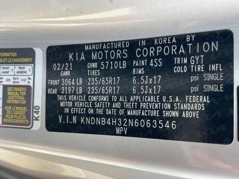Certified 2022 Kia Carnival LX FWD image 10