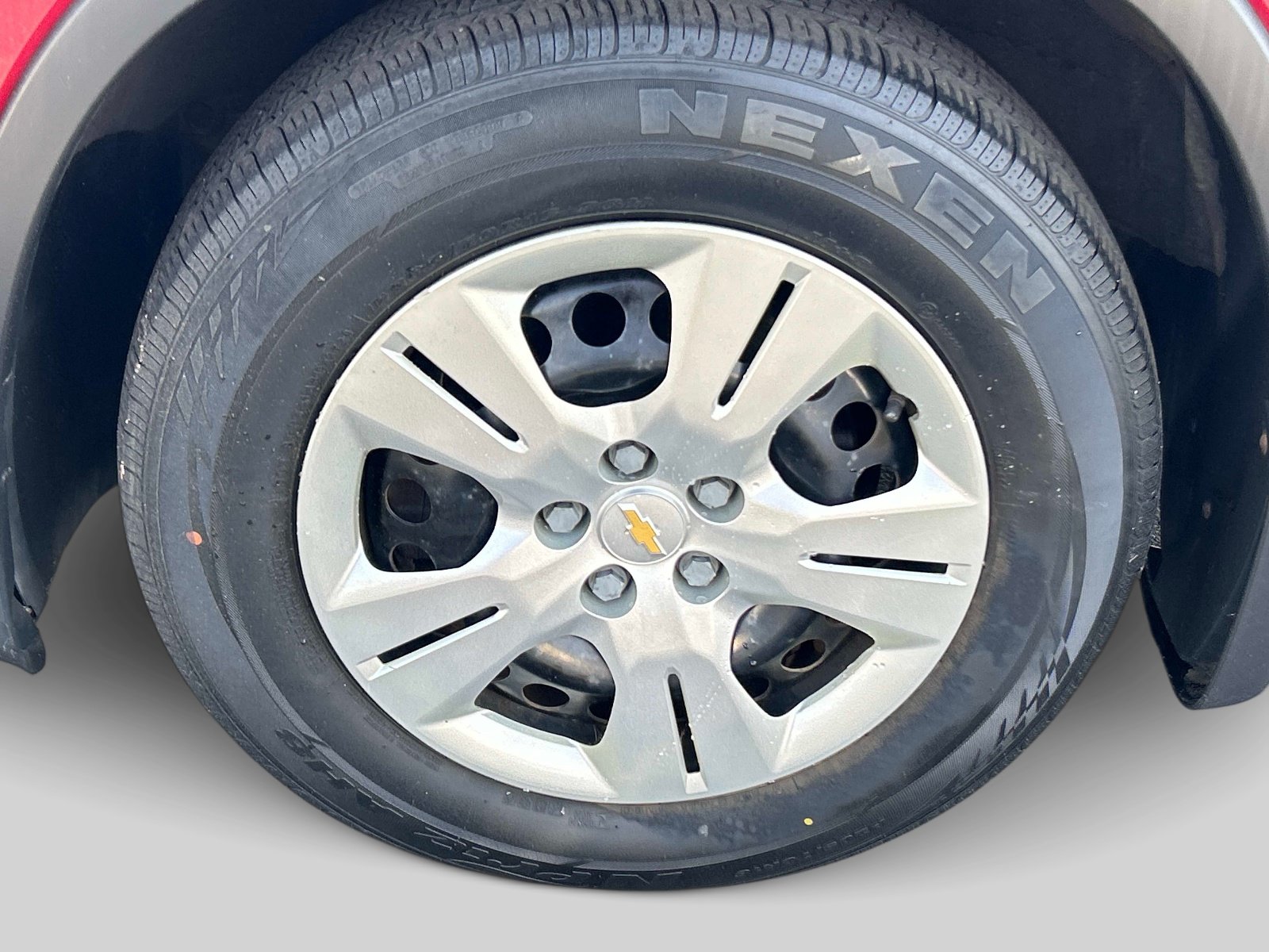 Used 2015 Chevrolet Trax LS w/ LPO, Protection Package FWD image 9