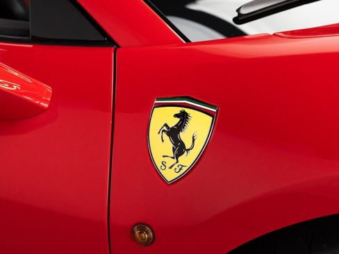 Certified 2020 Ferrari 488 Pista Spider RWD image 35