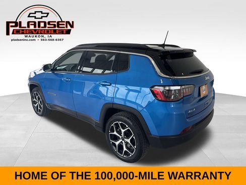 Used 2025 Jeep Compass Limited AWD/4WD image 2