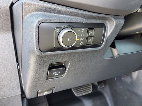 New 2025 Ford Bronco Badlands image 8