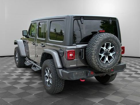 Used 2021 Jeep Wrangler Unlimited Rubicon w/ Cold Weather Group AWD/4WD image 3