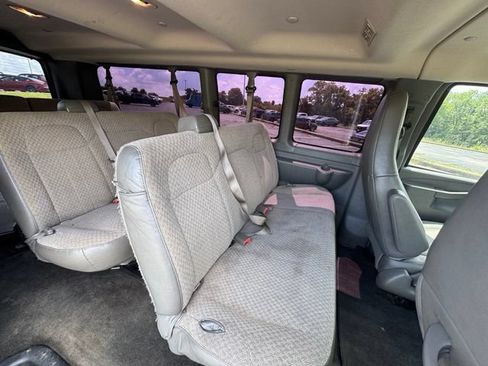 Used 2019 Chevrolet Express 3500 LT w/ LT Preferred Equipment Group RWD image 25