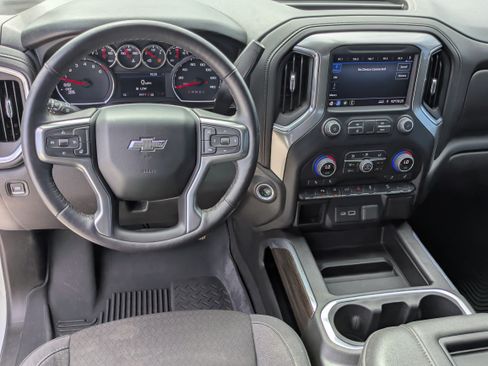 Used 2022 Chevrolet Silverado 1500 RST w/ Safety Package AWD/4WD image 16