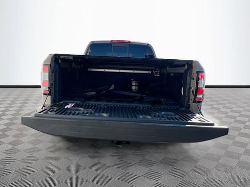 Used 2022 Nissan Frontier PRO-4X image 23