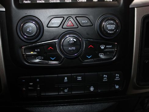 Used 2017 RAM 1500 Big Horn RWD image 39