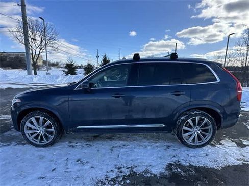 Used 2023 Volvo XC90 B6 Plus w/ Protection Package Premier image 2
