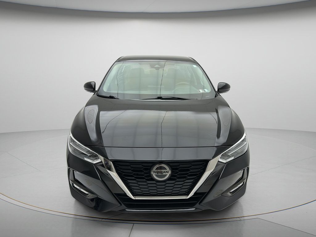 Used 2020 Nissan Sentra SR w/ Electronics Package FWD image 2