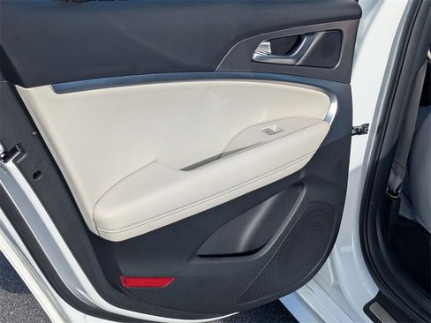 Used 2025 Genesis G70 2.5T w/ Sport Prestige Package image 17