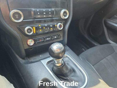 Used 2021 Ford Mustang Coupe RWD image 12