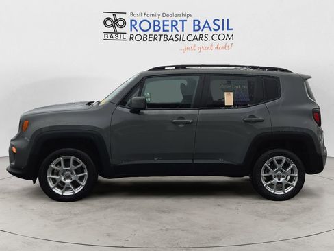 Used 2021 Jeep Renegade Latitude image 2