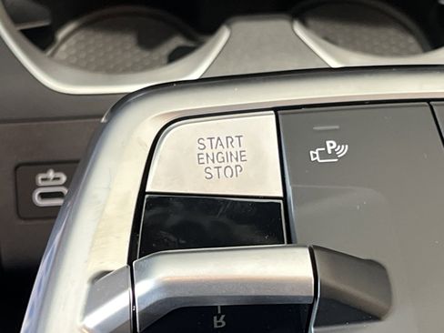 New 2025 BMW X1 xDrive28i w/ Technology Package image 12