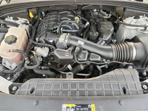 Used 2021 Jeep Grand Cherokee L Limited AWD/4WD image 33