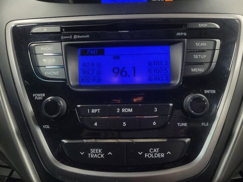 Used 2013 Hyundai Elantra GLS w/ Preferred Pkg image 25