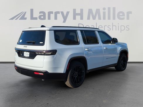 New 2026 Jeep Grand Wagoneer Limited AWD/4WD image 5