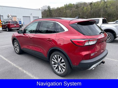 Used 2020 Ford Escape Titanium image 5