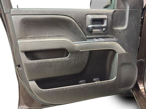 Used 2018 Chevrolet Silverado 1500 LT w/ All Star Edition image 13