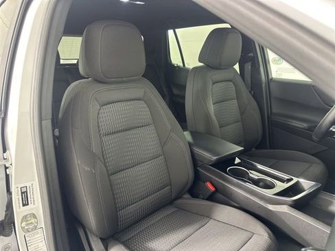 Used 2025 Chevrolet Equinox LT AWD/4WD image 15