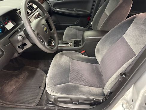 Used 2013 Chevrolet Impala LS FWD image 17
