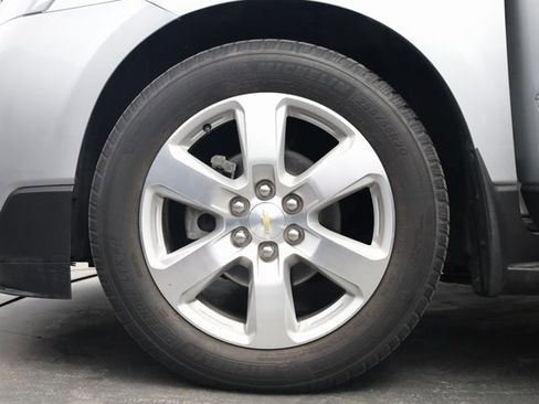 Used 2017 Chevrolet Traverse Premier image 8