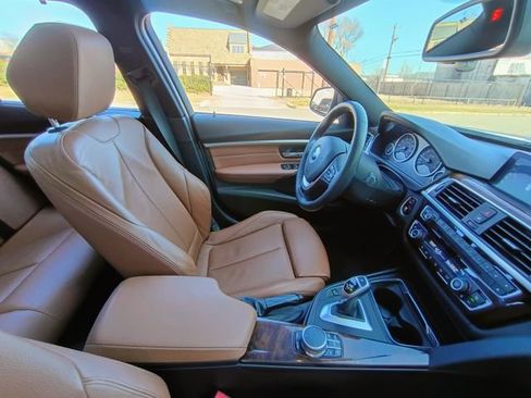 Used 2017 BMW 330i xDrive Wagon image 54
