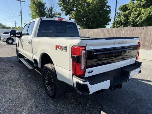 Used 2025 Ford F250 Platinum AWD/4WD image 12