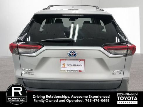 Used 2019 Toyota RAV4 Limited w/ Carpet Mat Package AWD/4WD image 5