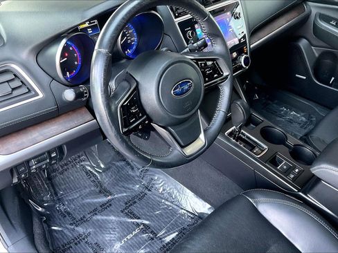 Used 2019 Subaru Outback 2.5i Limited w/ Popular Package #2 image 14