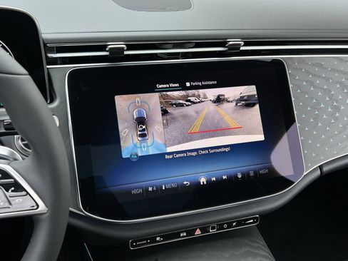 New 2026 Mercedes-Benz E 350 4MATIC Sedan image 17