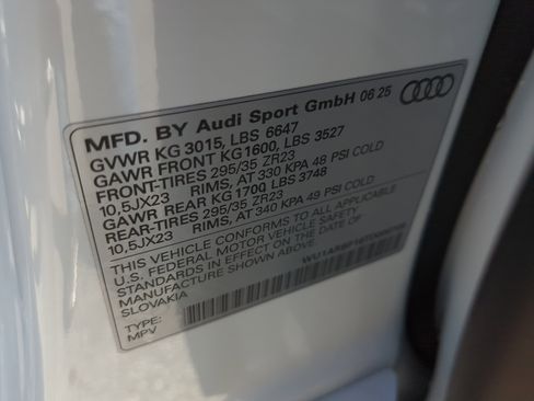 New 2026 Audi RS Q8 performance image 33