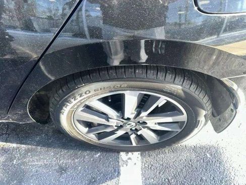 Used 2024 Nissan Versa S w/ S Plus Package image 17