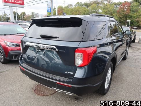 Used 2022 Ford Explorer XLT w/ Equipment Group 202A image 4