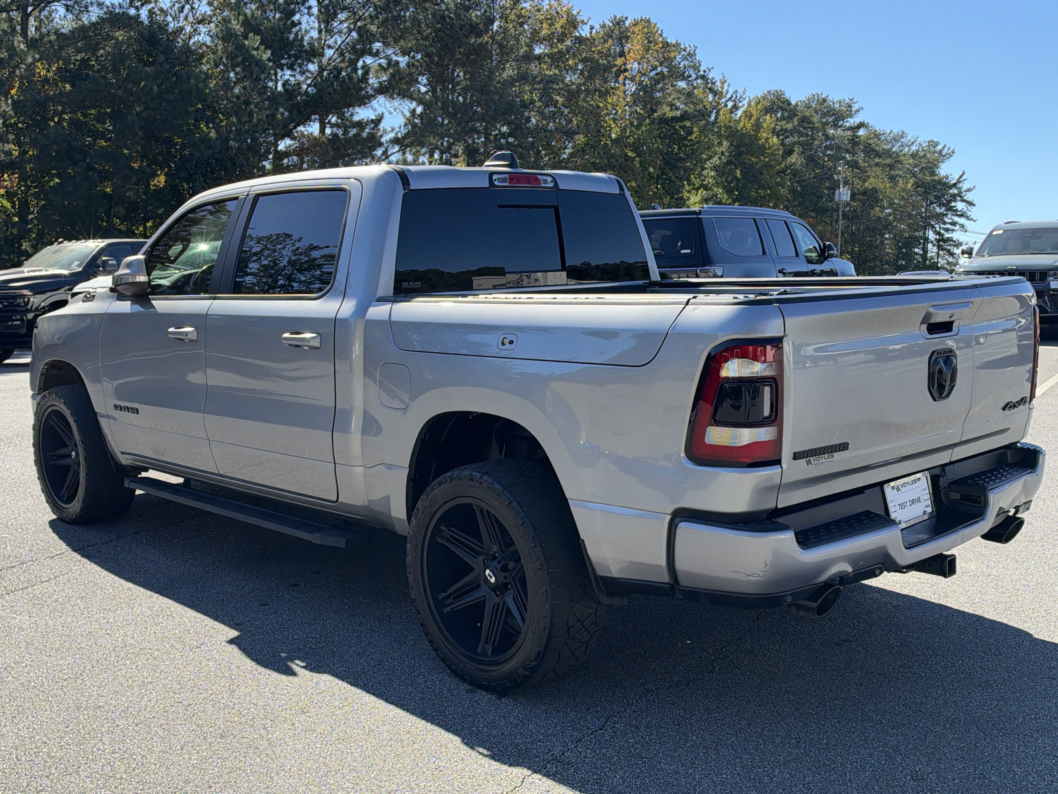 Used 2020 RAM 1500 Big Horn AWD/4WD image 6