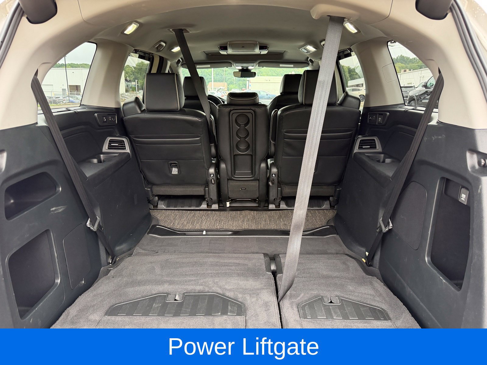 Used 2023 Honda Odyssey Elite image 32
