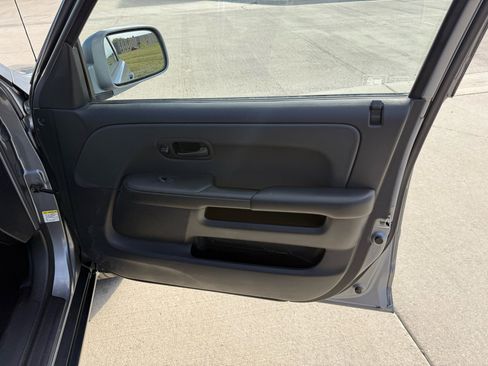Used 2005 Honda CR-V EX image 23
