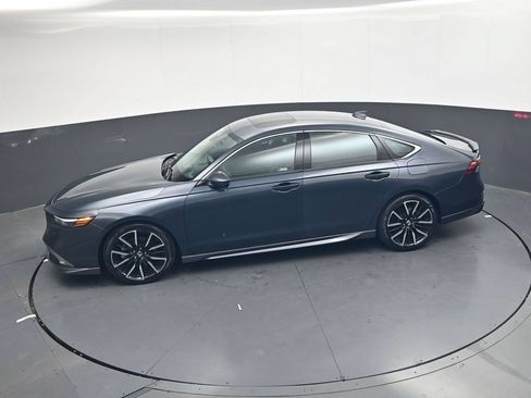 Used 2023 Honda Accord Touring image 24