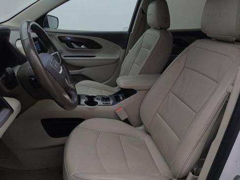 Used 2020 GMC Terrain Denali w/ Denali Premium Package FWD image 17