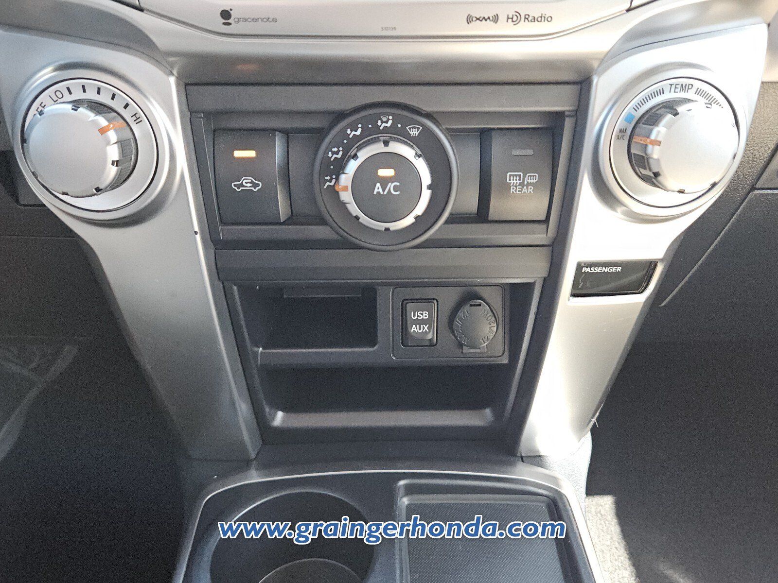 Used 2018 Toyota 4Runner SR5 Premium RWD image 17