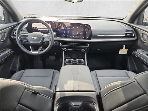 New 2026 Chevrolet Traverse LT image 15