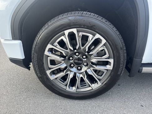 New 2026 GMC Sierra 1500 Denali Ultimate AWD/4WD image 19
