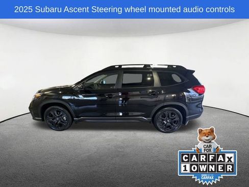 Used 2025 Subaru Ascent Onyx Edition image 13