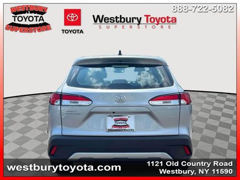 Certified 2024 Toyota Corolla Cross L AWD/4WD image 9