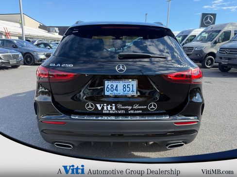 Used 2023 Mercedes-Benz GLA 250 4MATIC image 7
