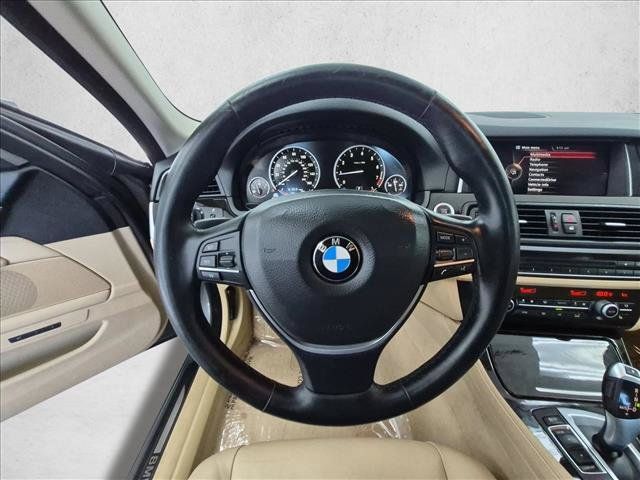 Used 2015 BMW 528i xDrive Sedan AWD/4WD image 30