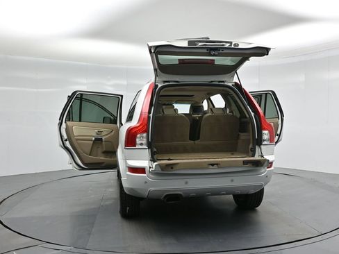 Used 2013 Volvo XC90 3.2 image 30