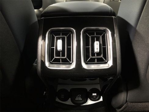 Used 2023 Kia Sorento SX Prestige image 47