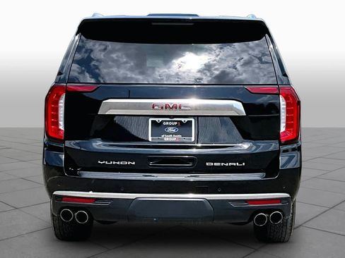 Used 2021 GMC Yukon Denali w/ LPO, Illumination Package RWD image 6