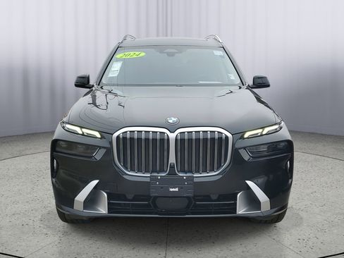 Used 2024 BMW X7 xDrive40i image 9