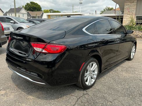 Used 2015 Chrysler 200 Limited w/ Convenience Group FWD image 4